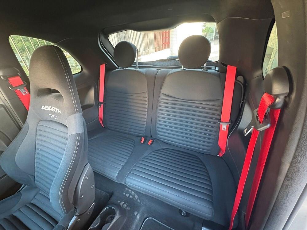 Abarth 595 1.4 Turbo T-Jet 180 CV Esseesse