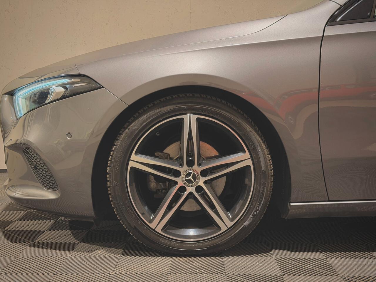 Mercedes-benz A 180 d Sport - NEOPATENTATI