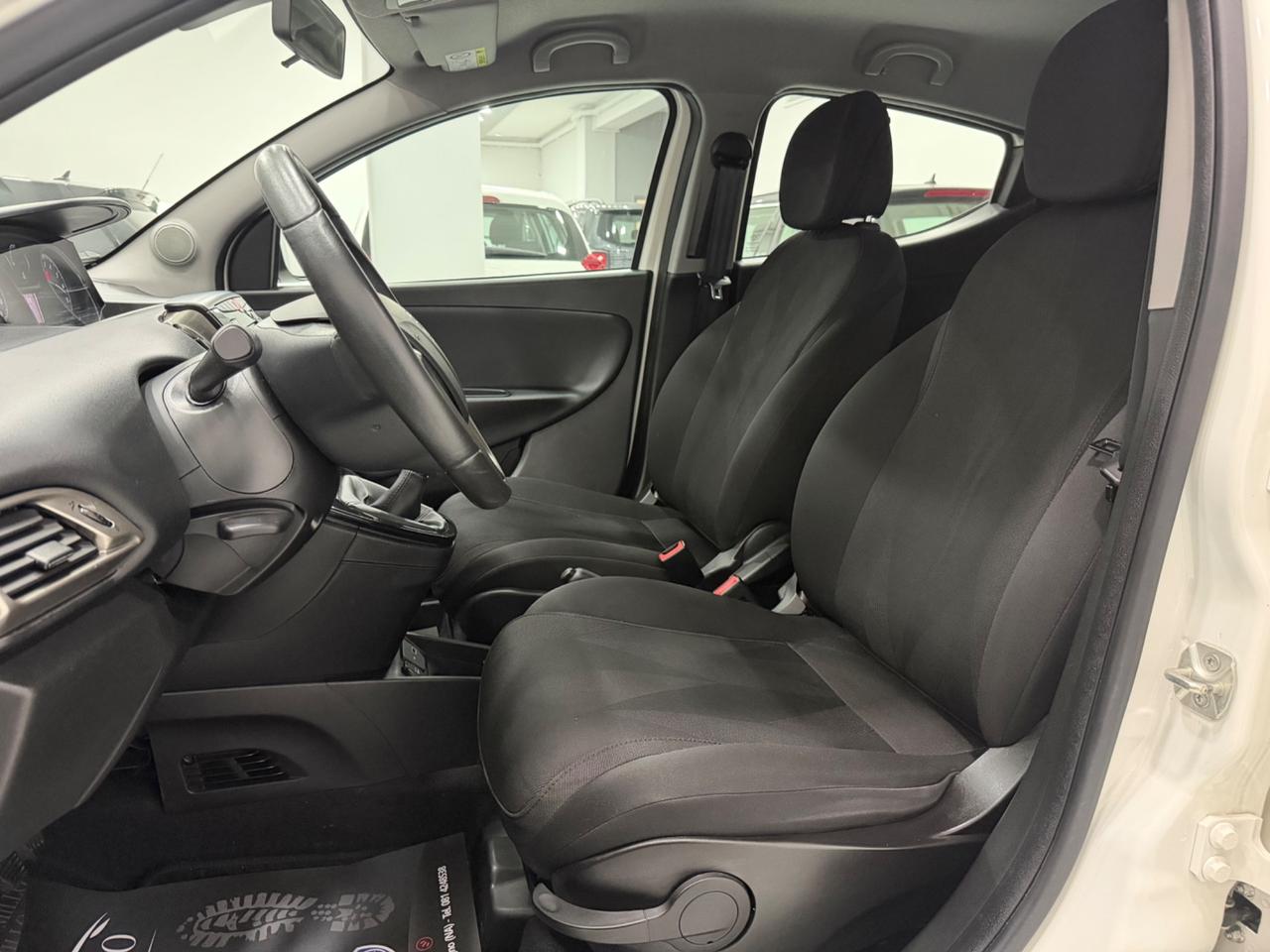 Lancia Ypsilon 1.2 69 CV 5 porte GPL Ecochic Gold