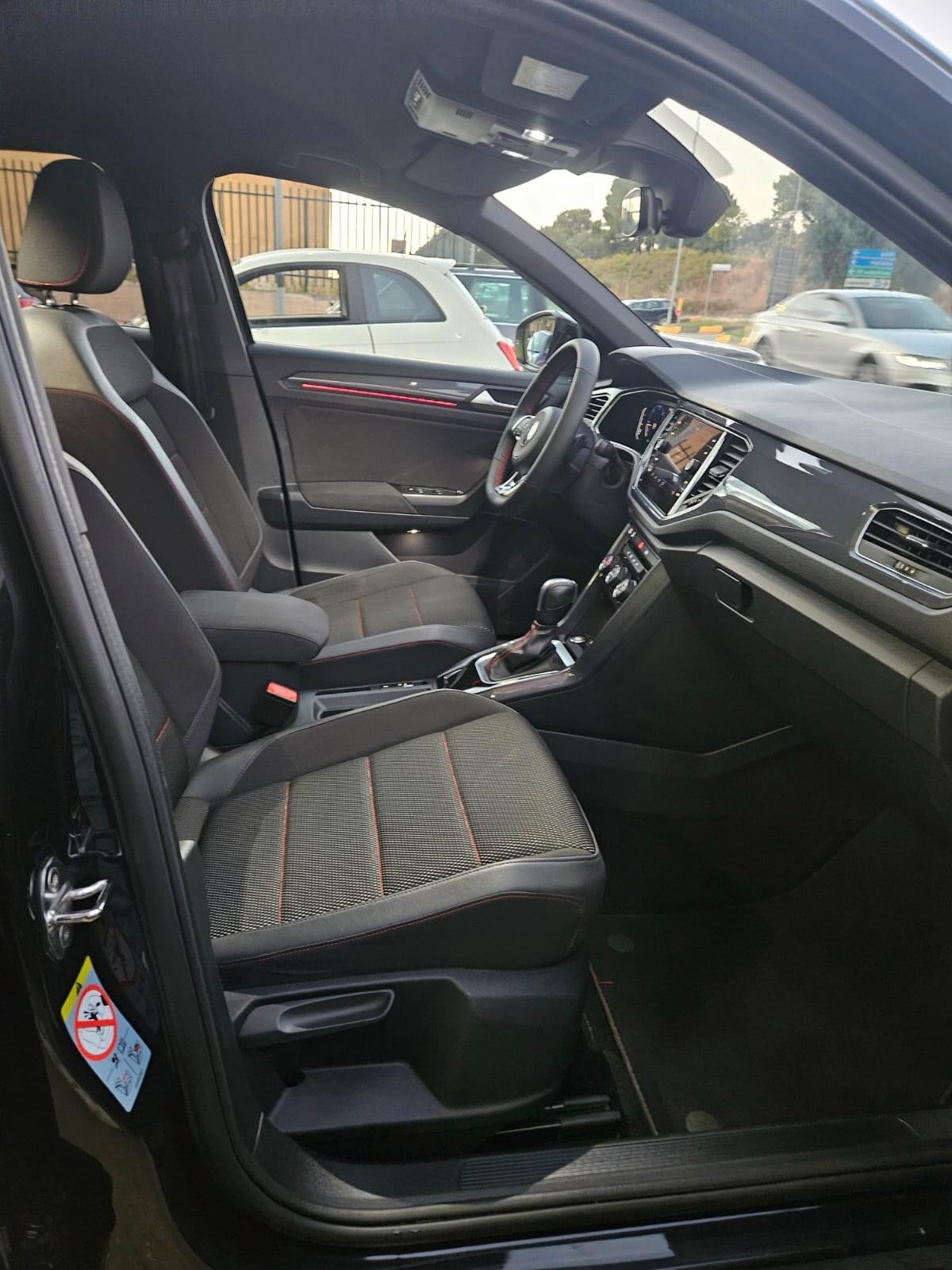 Volkswagen T-Roc RLINE 2.0 150cv automatica DSG