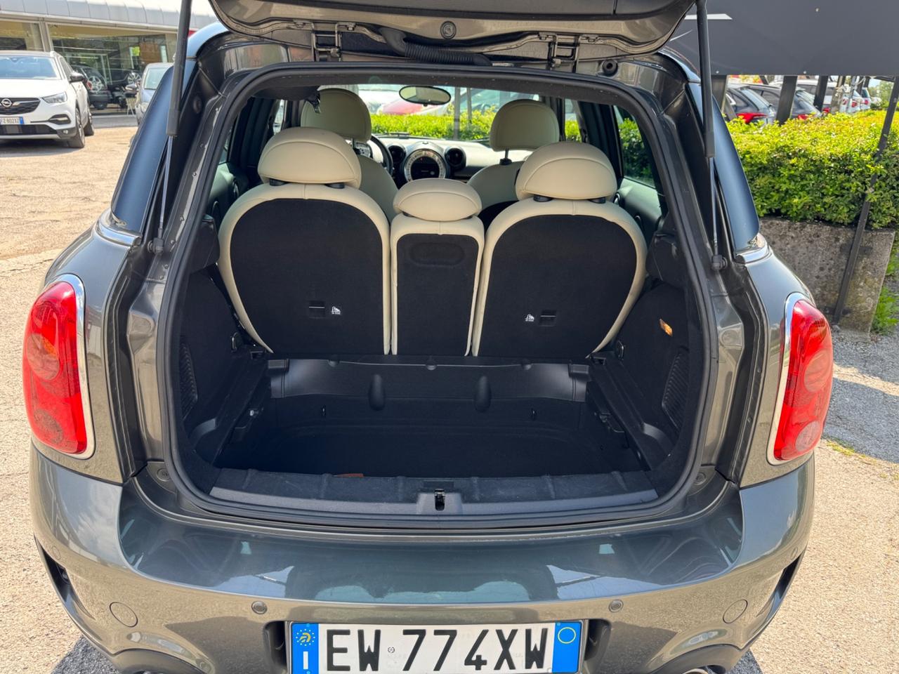 Mini Cooper S Countryman Mini 2.0 Cooper D Countryman ALL4 Automatica