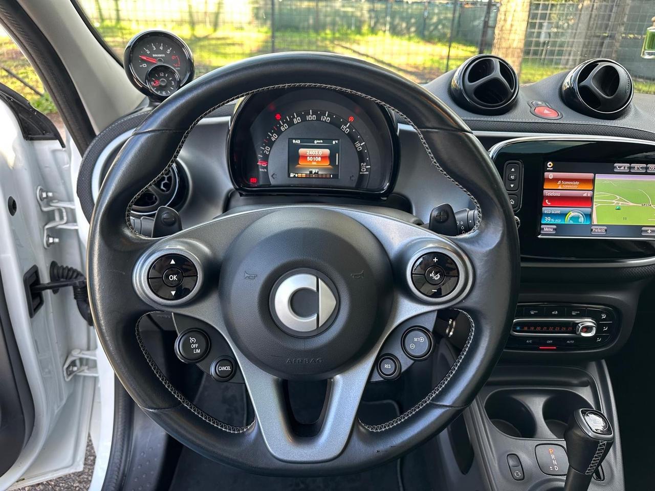 Smart ForFour BRABUS 0.9 Turbo twinamic Xclusive kamera UBJ full led