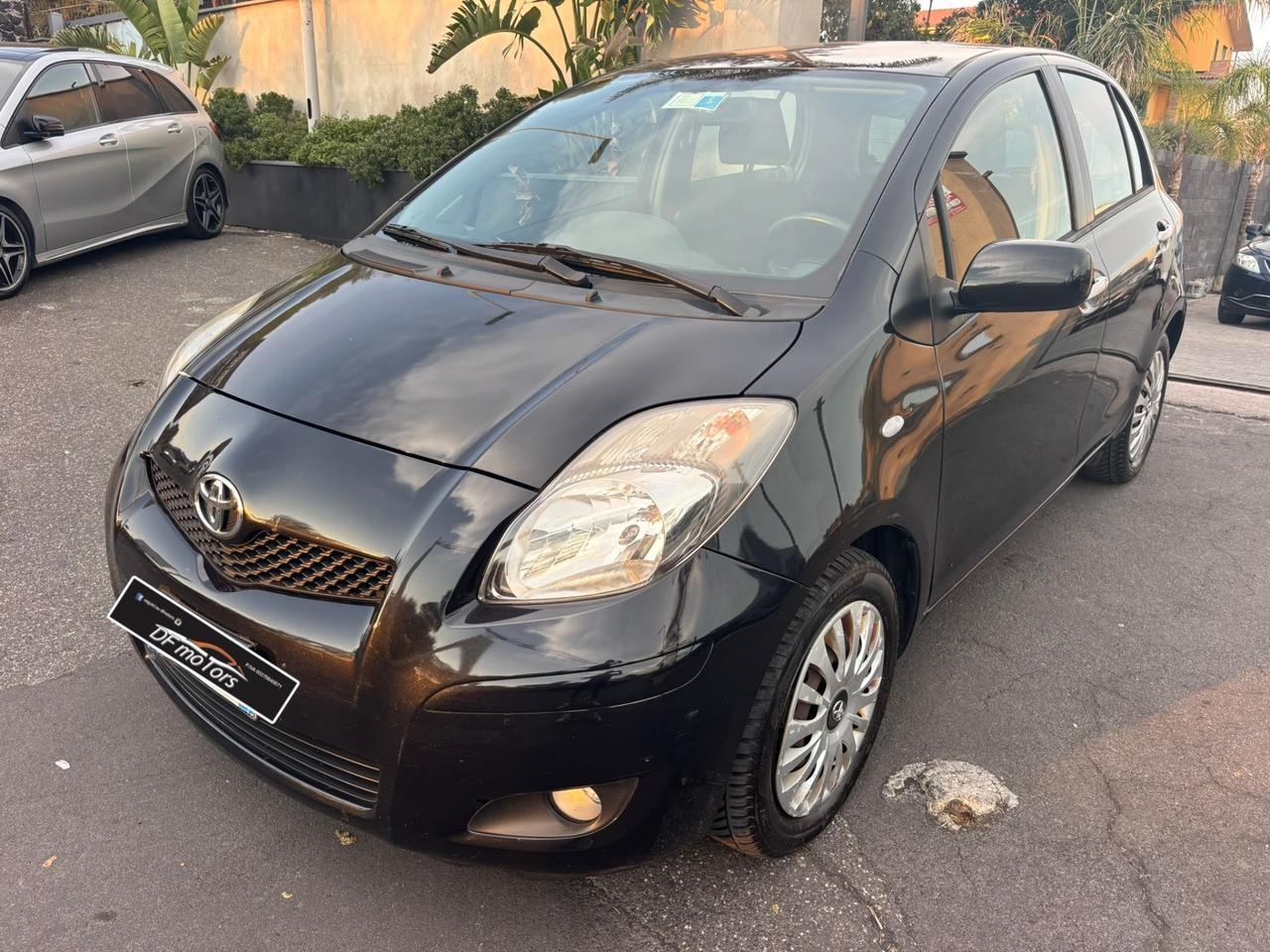 Toyota Yaris 1.3 5 porte Sol-2011