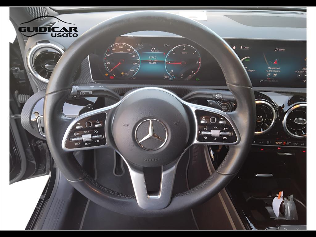Mercedes-Benz Classe A - W177 2018 - A 180 d Sport auto