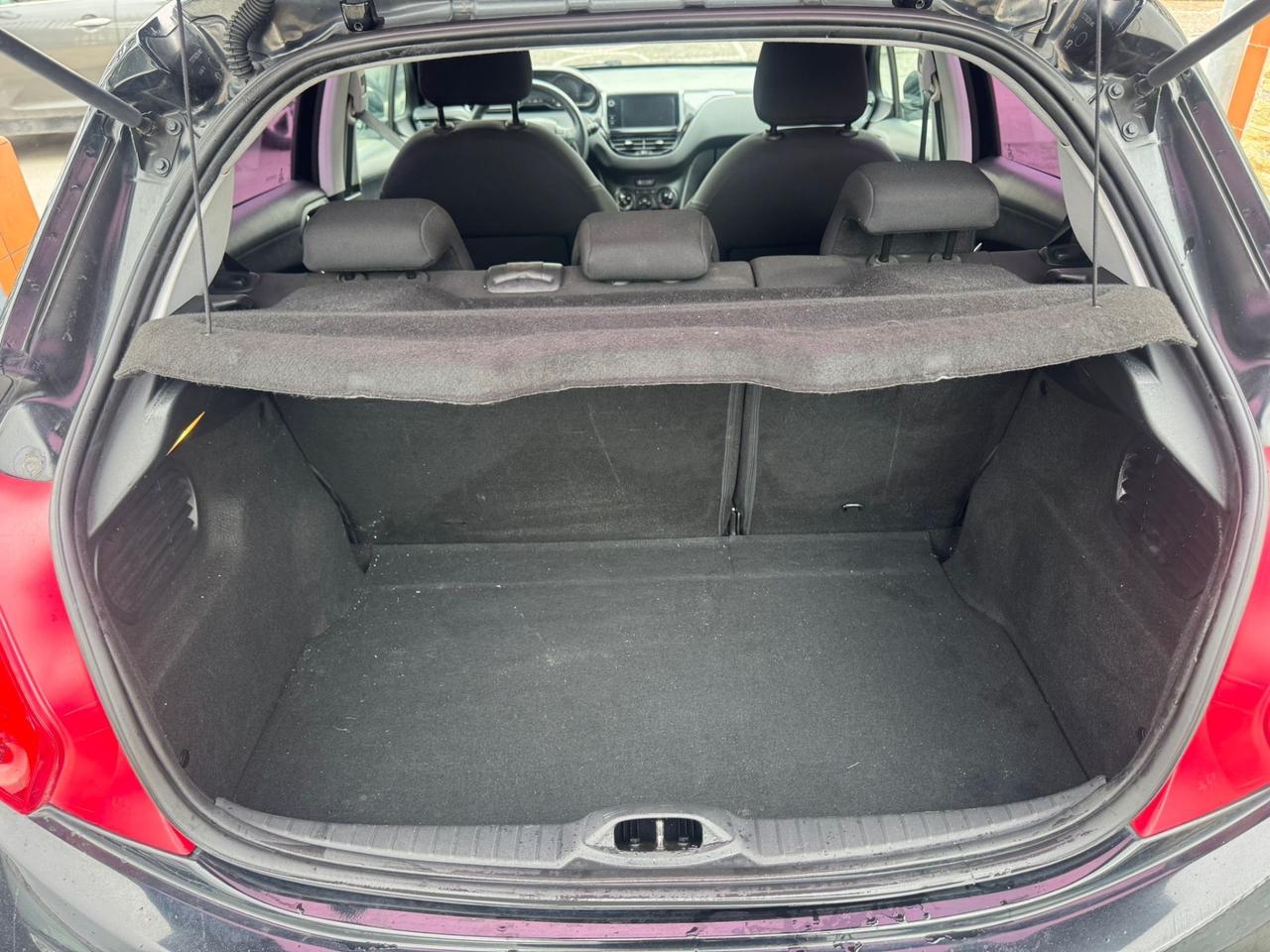 Peugeot 208 1.4 HDi 68 CV 5 porte Access