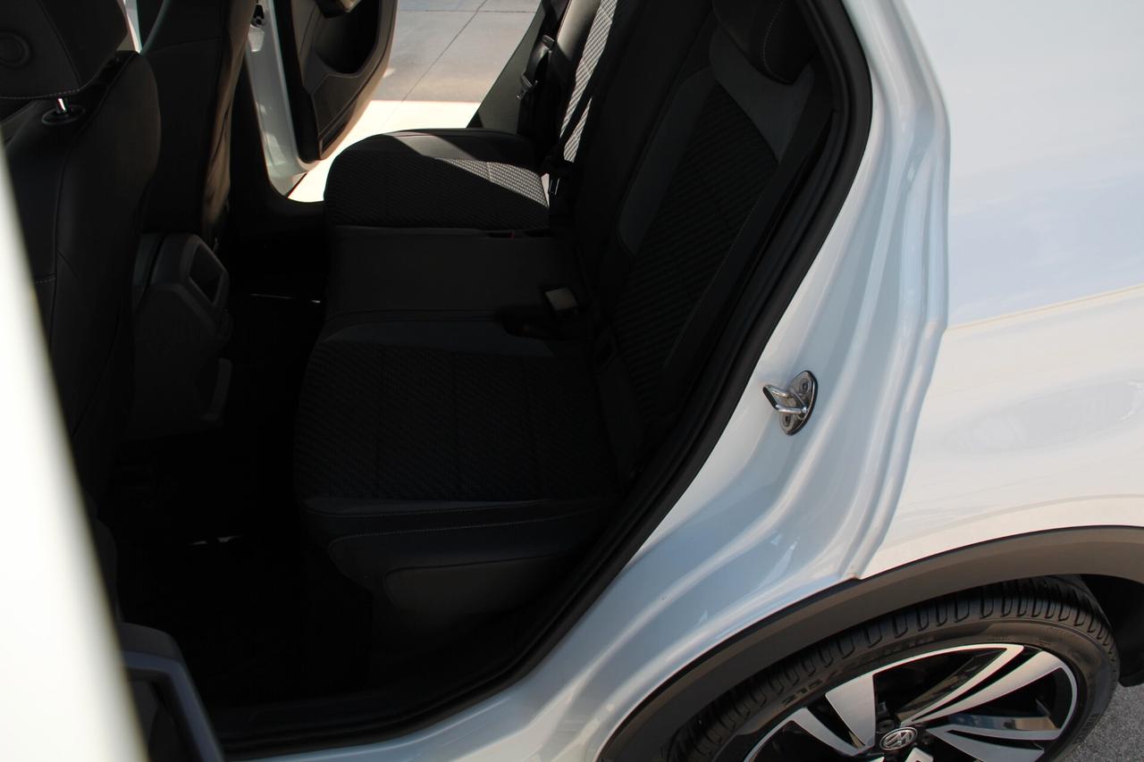 Volkswagen T-Cross 1.0 TSI 115 CV Advanced BMT R-Line