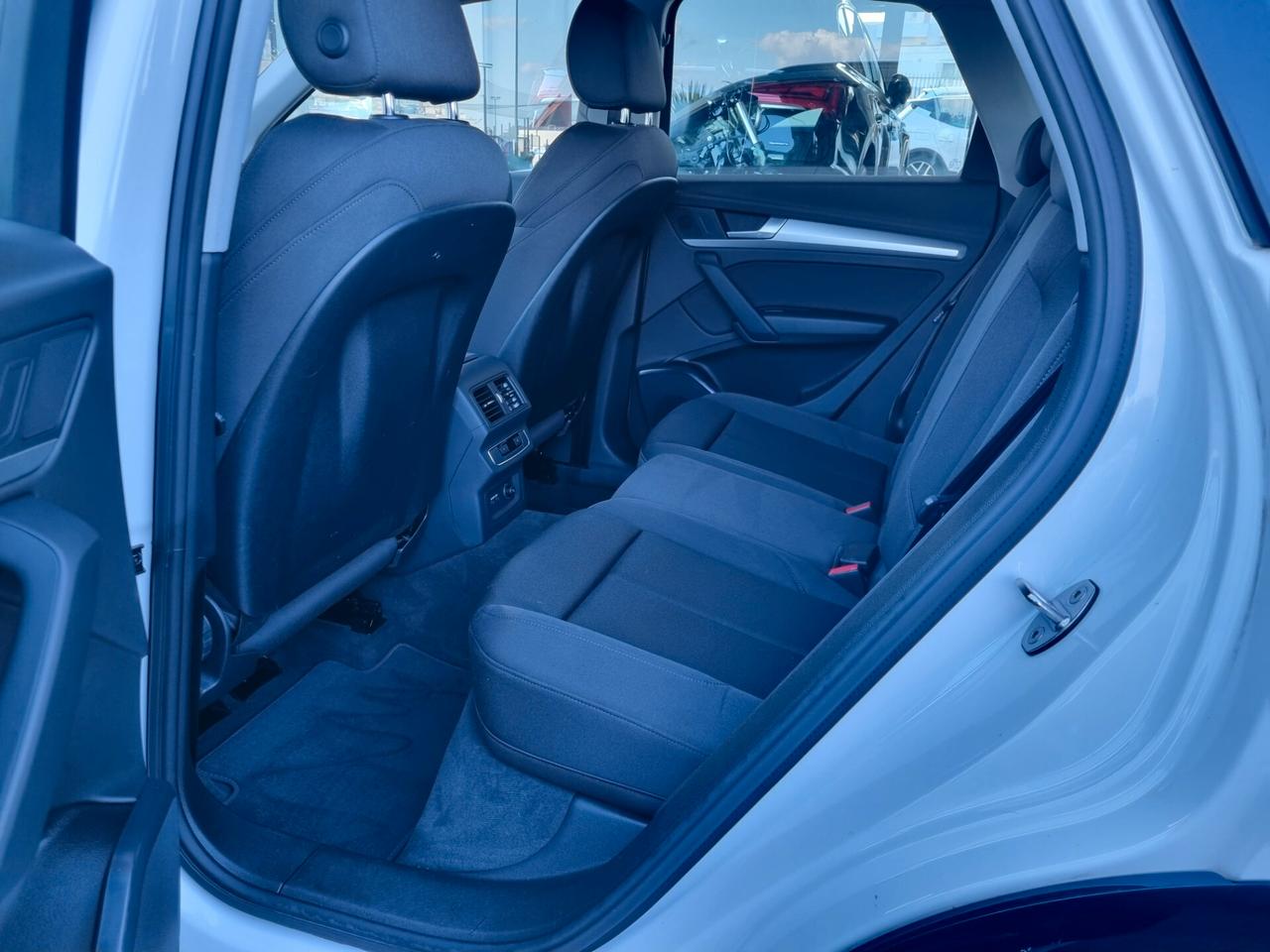 Audi Q5 35 TDI S tronic Business Advanced