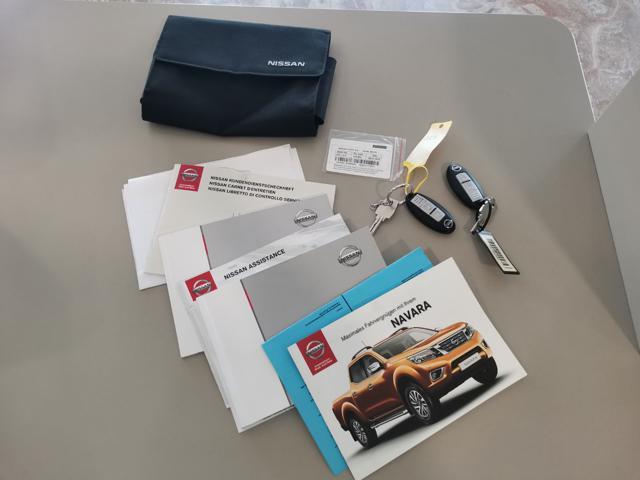 NISSAN Navara 2.3 dCi 4WD Double Cab Acenta / RIDOTTE+DIFFERENZ.