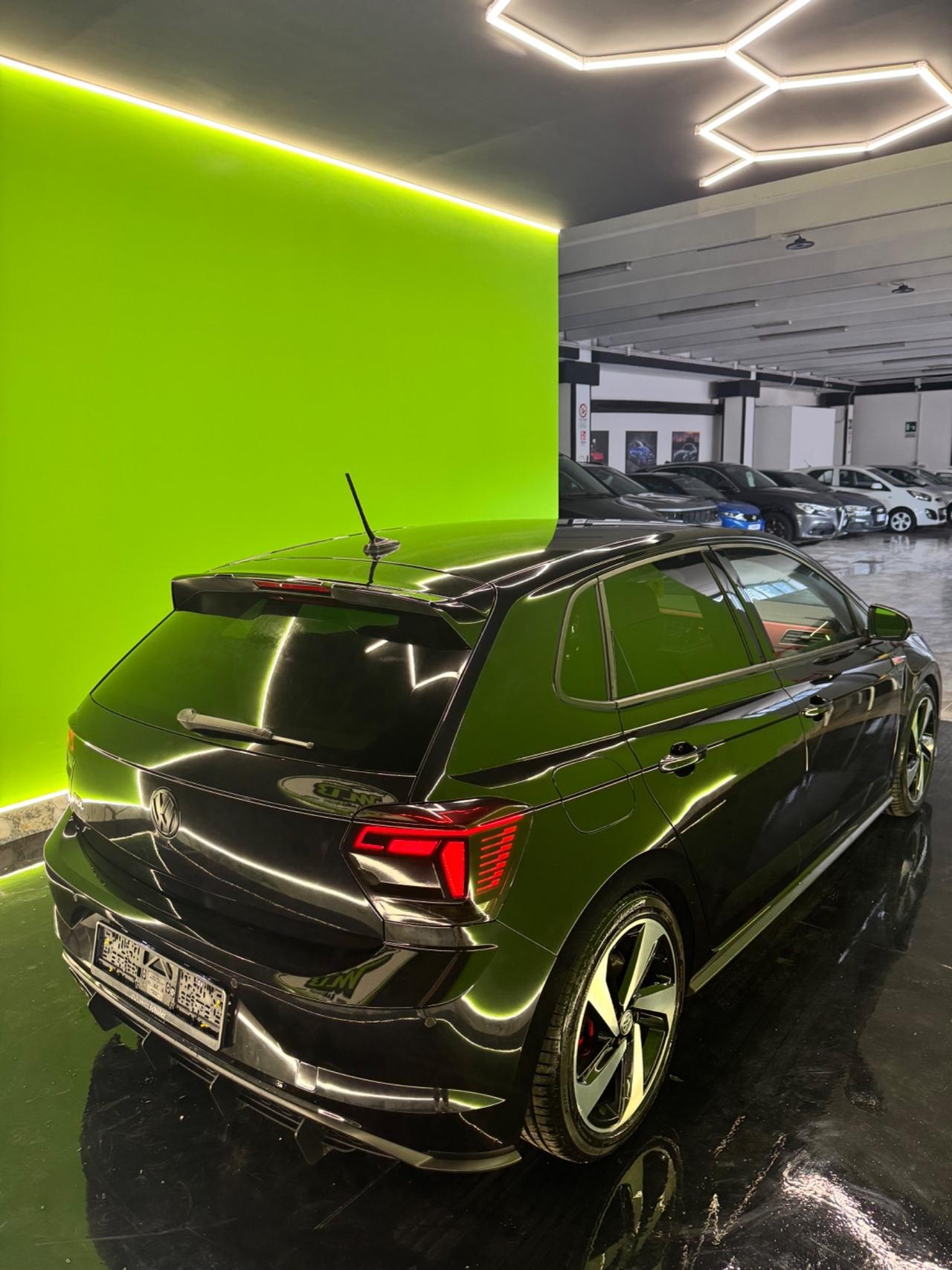 Volkswagen Polo 2.0 TSI DSG GTI BlueMotion Technology