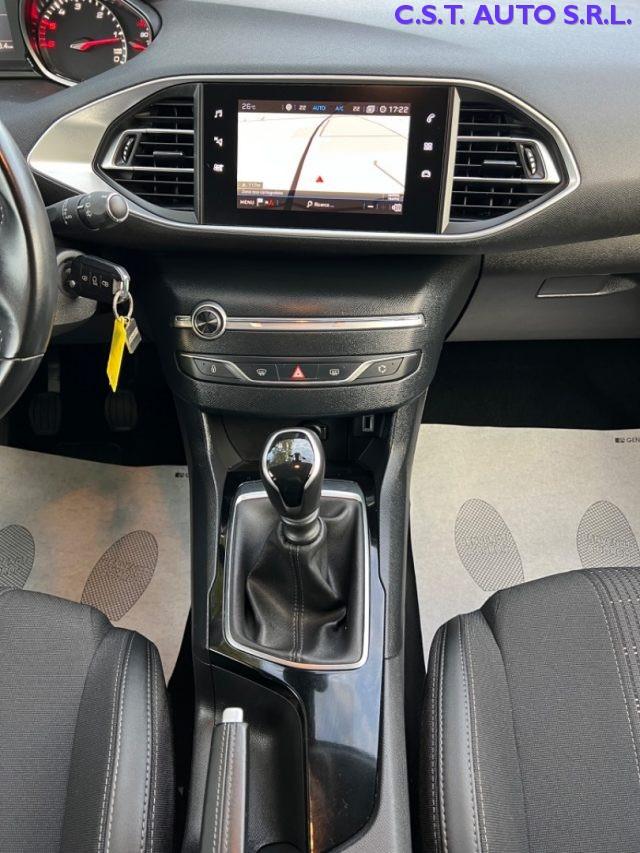 PEUGEOT 308 BlueHDi Berlina 5p GT-Line LED NAVI PDC
