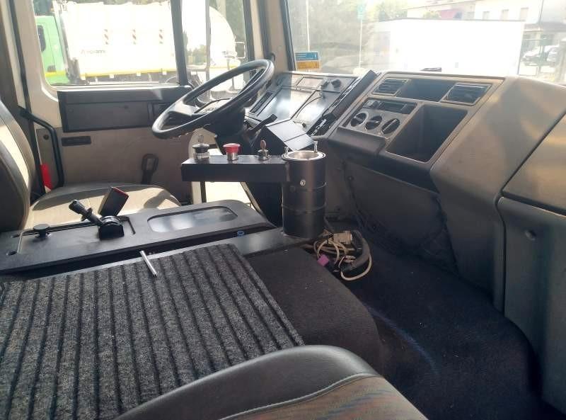 VOLVO FL 6 15 4X2 COMPATTATORE