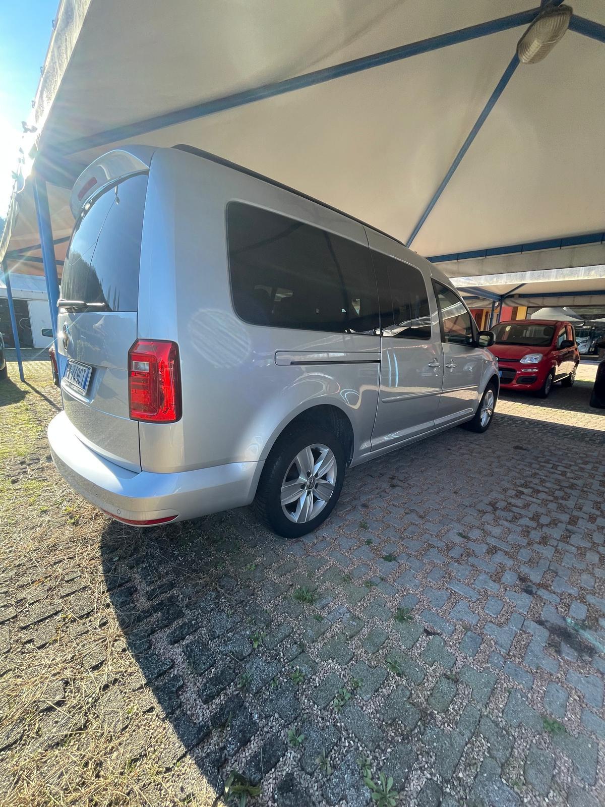 Volkswagen Caddy 2.0 TDI 102 CV 7 POSTI