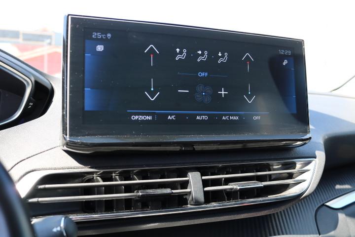 PEUGEOT 5008 II 2021 - 5008 1.5 bluehdi Allure s&s 130cv eat8