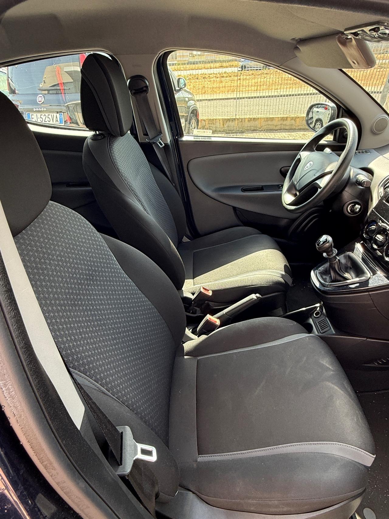 Lancia Ypsilon 1.2 69 CV 5p my18"