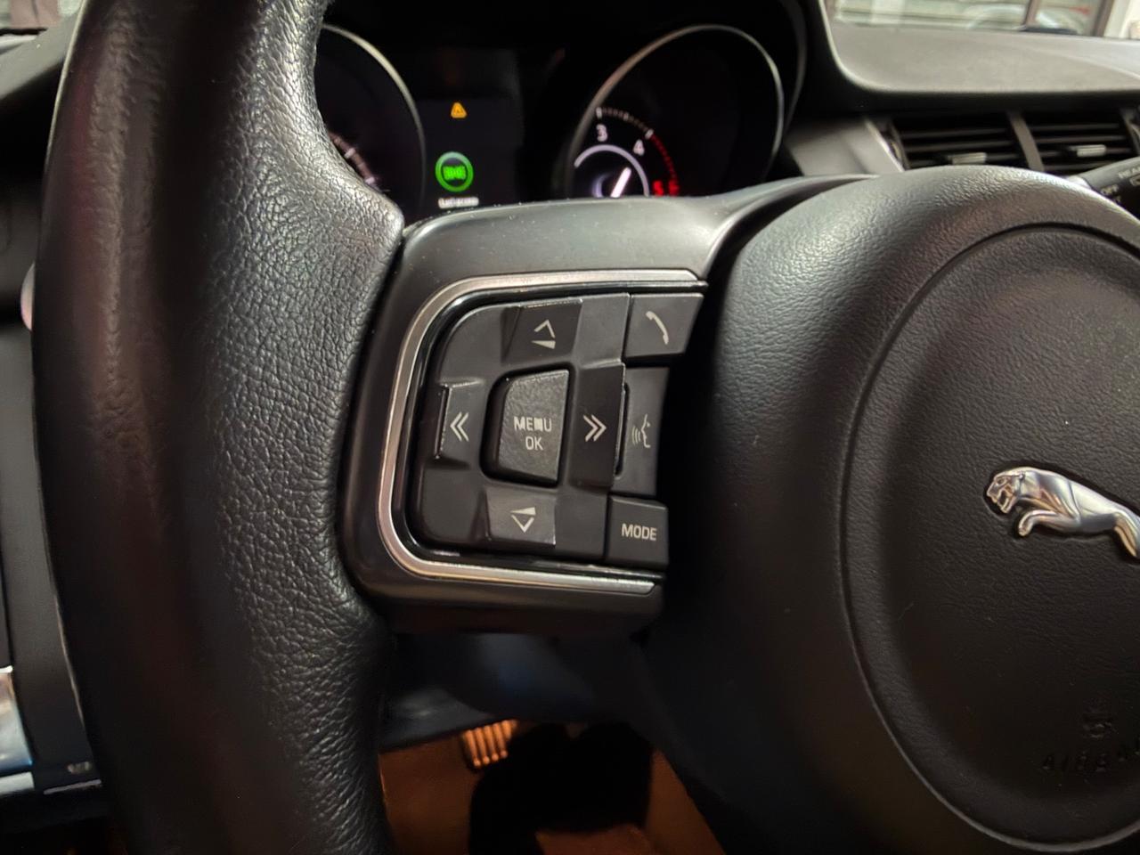 JAGUAR E-Pace 2.0D i4 (150) AWD SE 2018