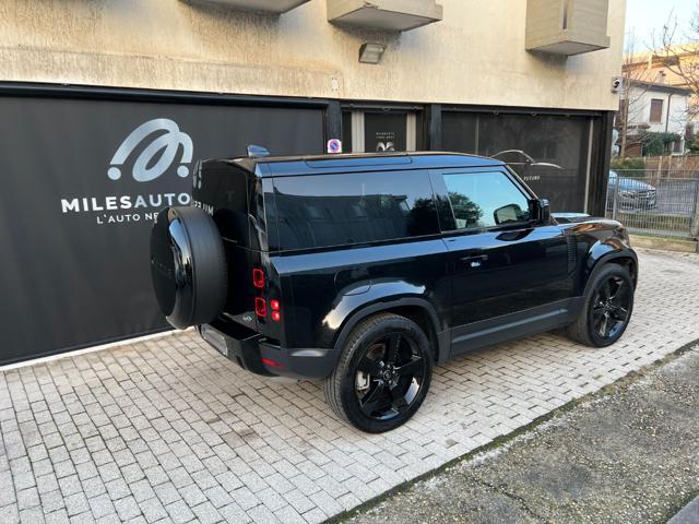 LAND ROVER Defender 90 3.0D I6 250 CV AWD Auto SE BLACK PACK