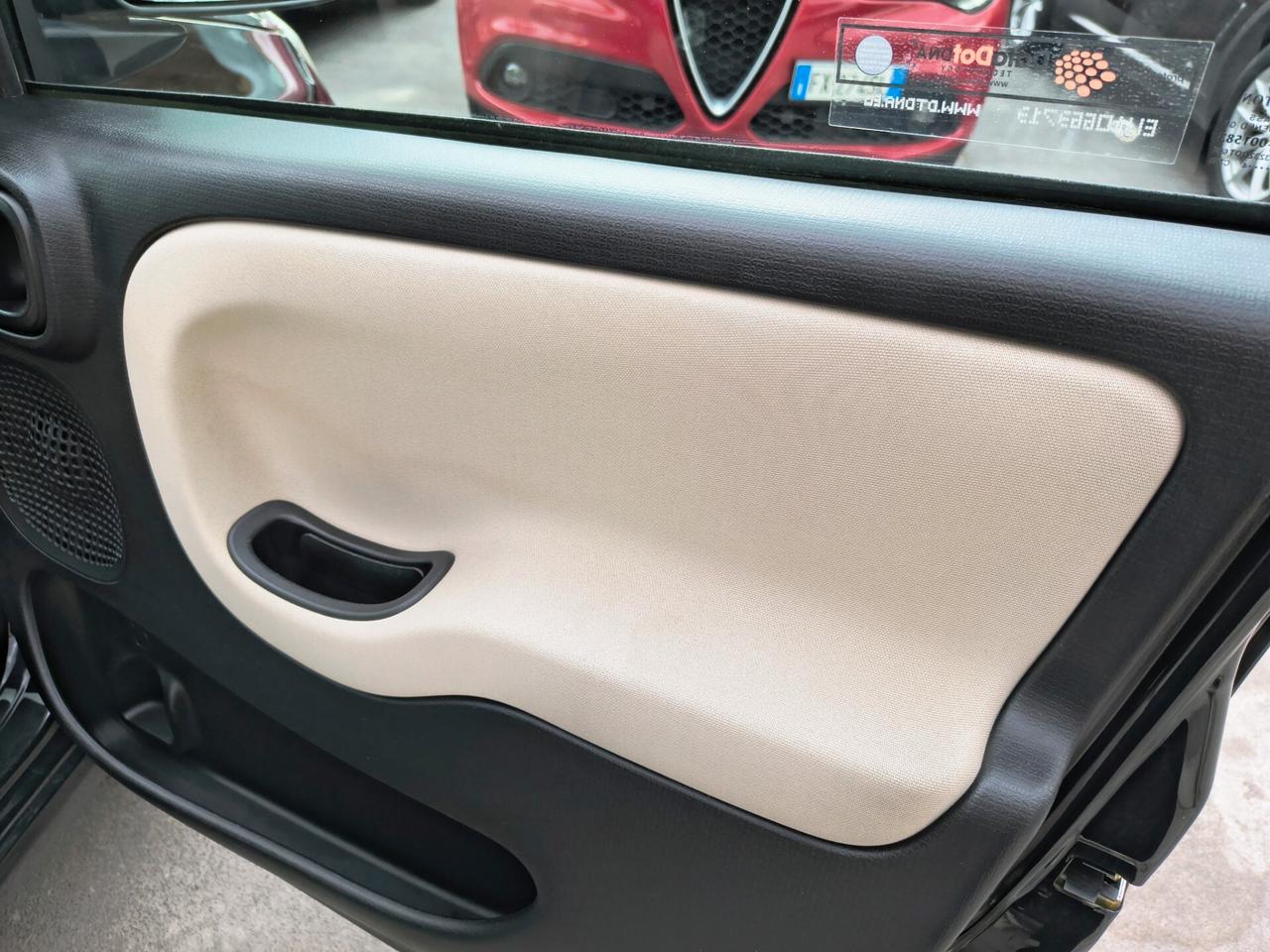 FIAT PANDA BENZINA-METANO UNICOPROPRIETARIO 2014