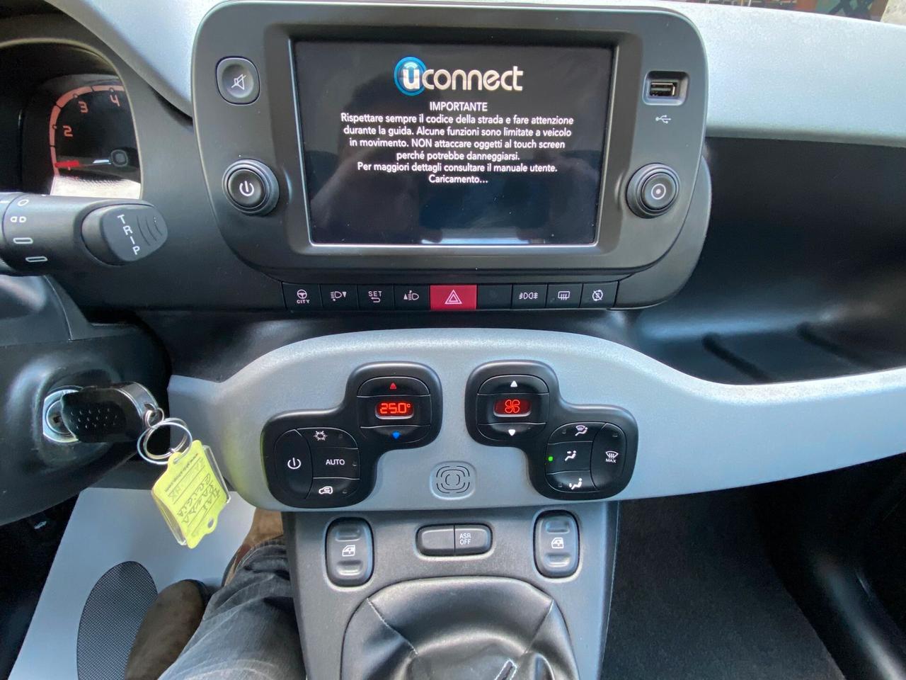 Fiat Panda 1.0 FireFly S&S Hybrid City Cross CarPlay/AndroidAuto