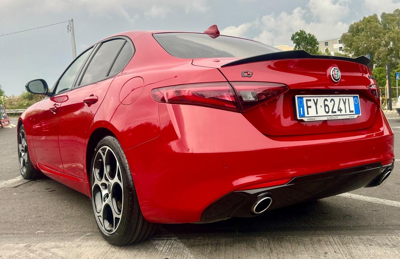 Alfa Romeo Giulia 2.2 Turbodiesel 160 CV AT8 Super q2