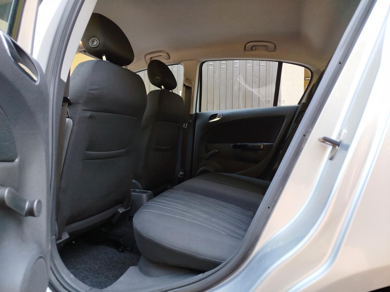 Opel Corsa 1.2 BENZINA 80cv / 50.000km / Neop.