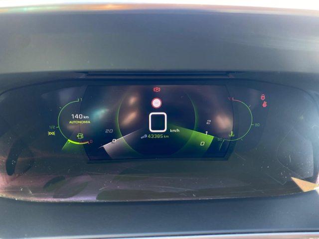 PEUGEOT 2008 130CV Allure Pack UNICO PROPRIETARIO GOMME NUOVE