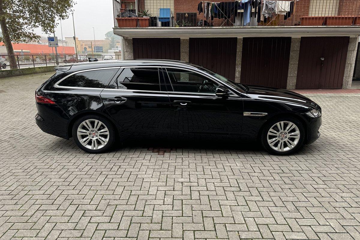 JAGUAR XF Sportbrake 2.0 D 180 CV AWD aut. Prestige