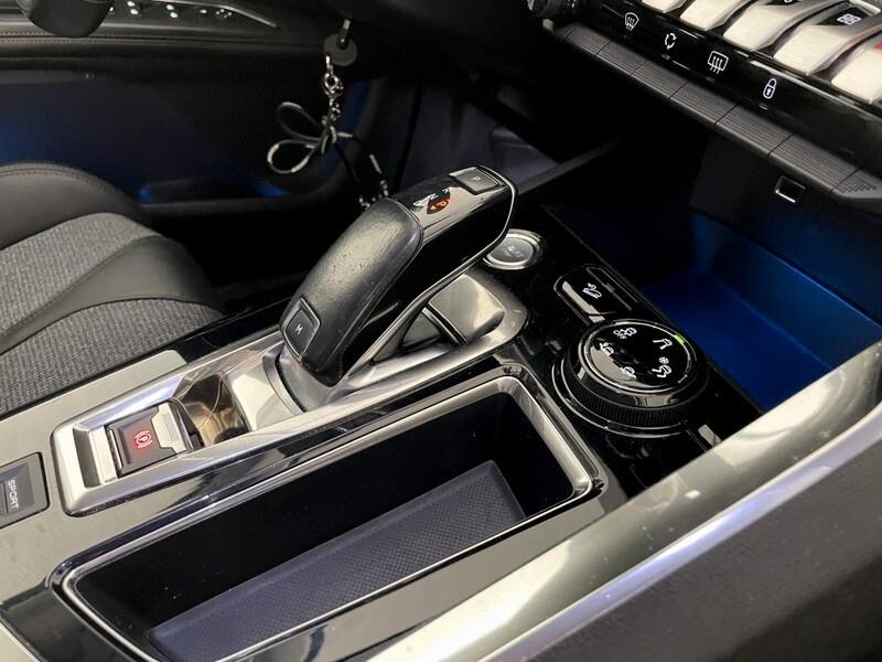 Peugeot 3008 BlueHDi 120 S&S EAT6 Allure