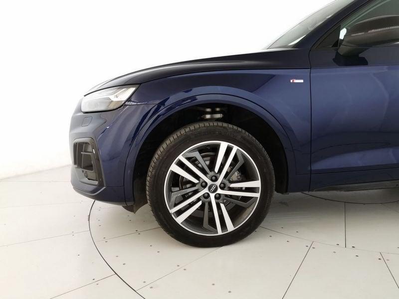 Audi Q5 Sportback 40 2.0 tdi mhev 12V S line quattro s-tronic