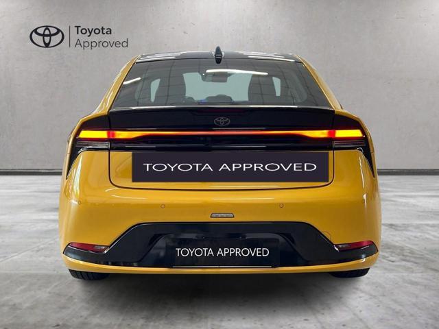 TOYOTA Prius 2.0 Plug-in Hybrid Lounge +