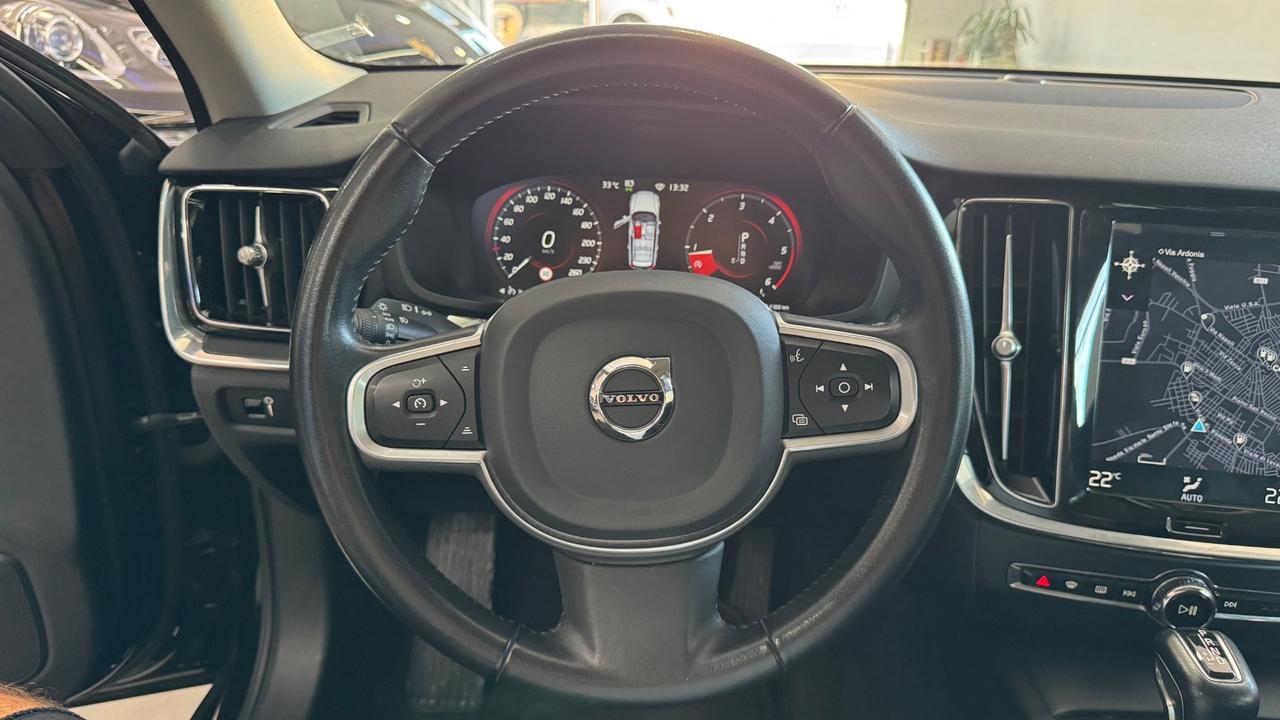 Volvo V60 D3 Geartronic Momentum Plus-2020