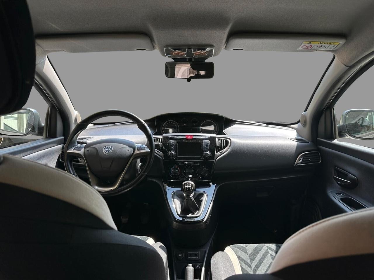 Lancia Ypsilon 1.2 69 CV 5 porte GPL Ecochic Gold