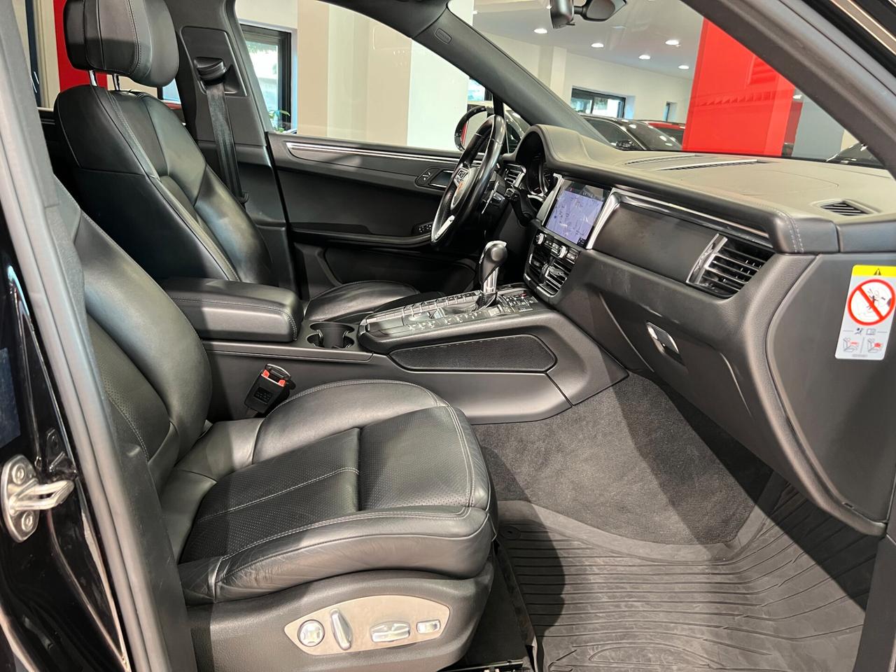Porsche Macan 2.0 TETTO
