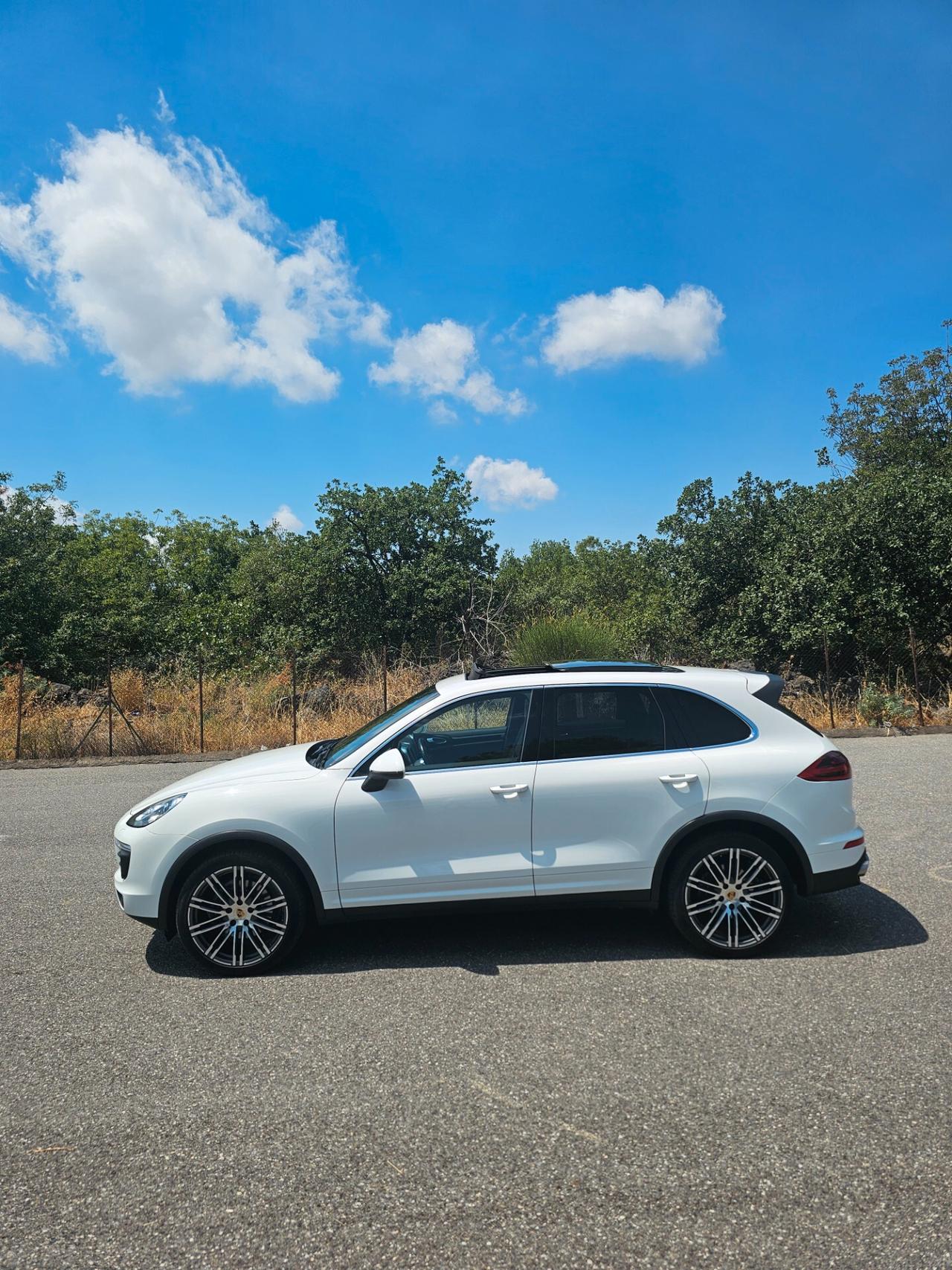 Porsche Cayenne 3.0 Diesel Platinum Edition Tetto Apribile EURO6