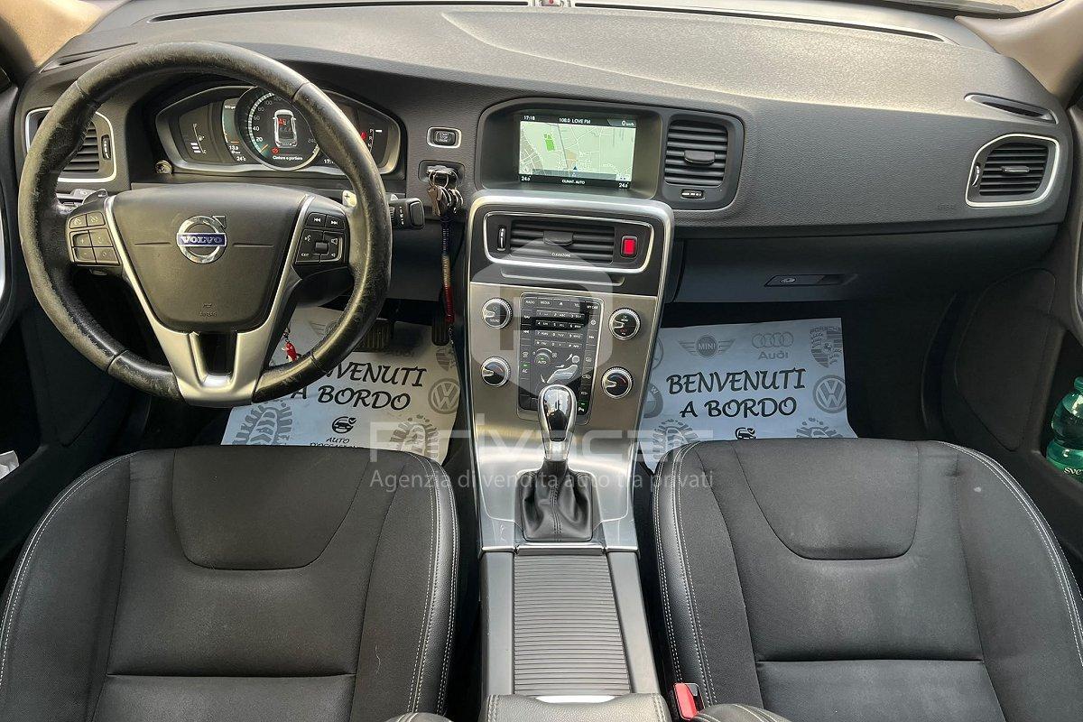 VOLVO S60 D2 Geartronic Momentum