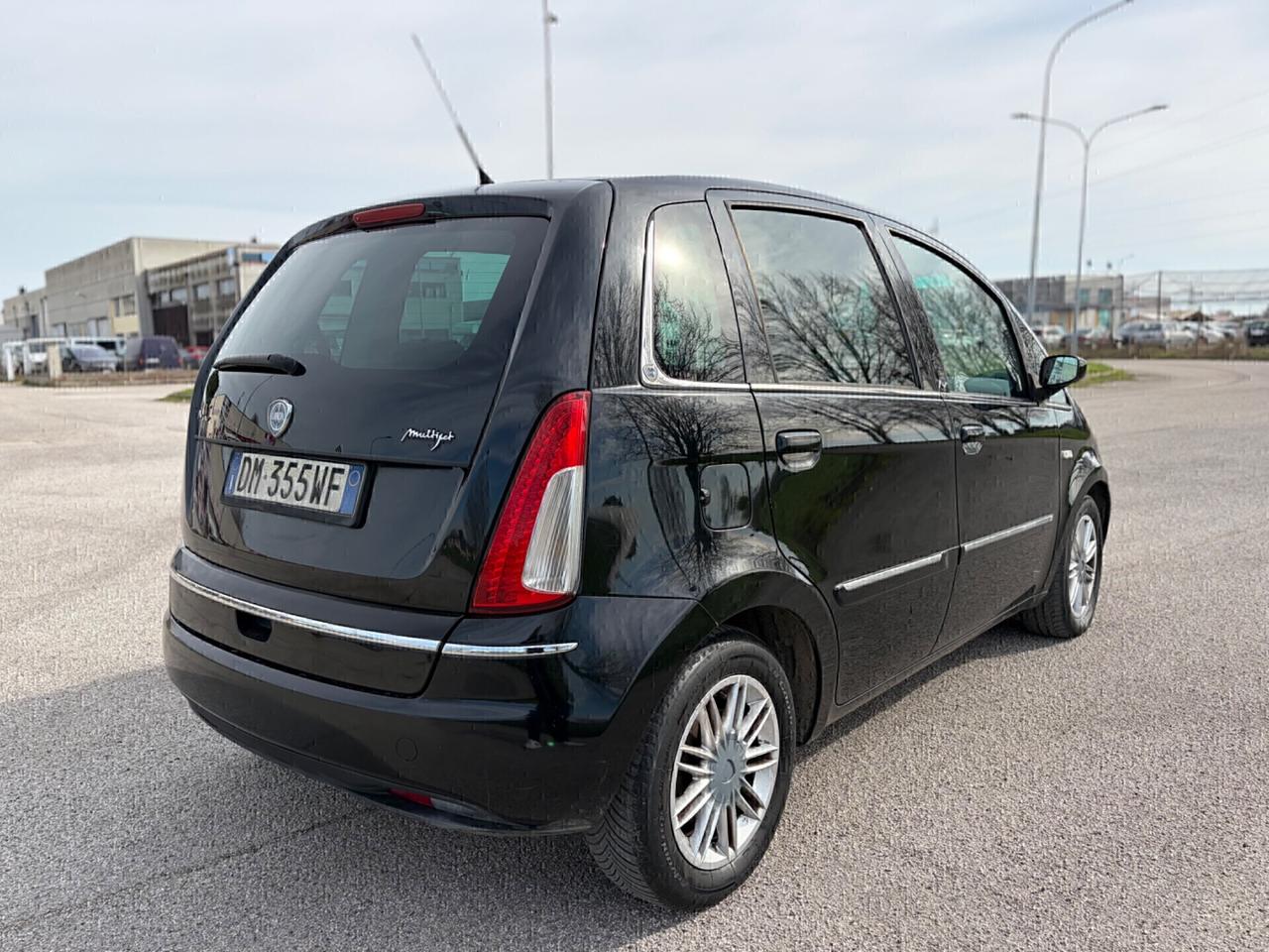 Lancia MUSA 2008 platino ok neopatentati