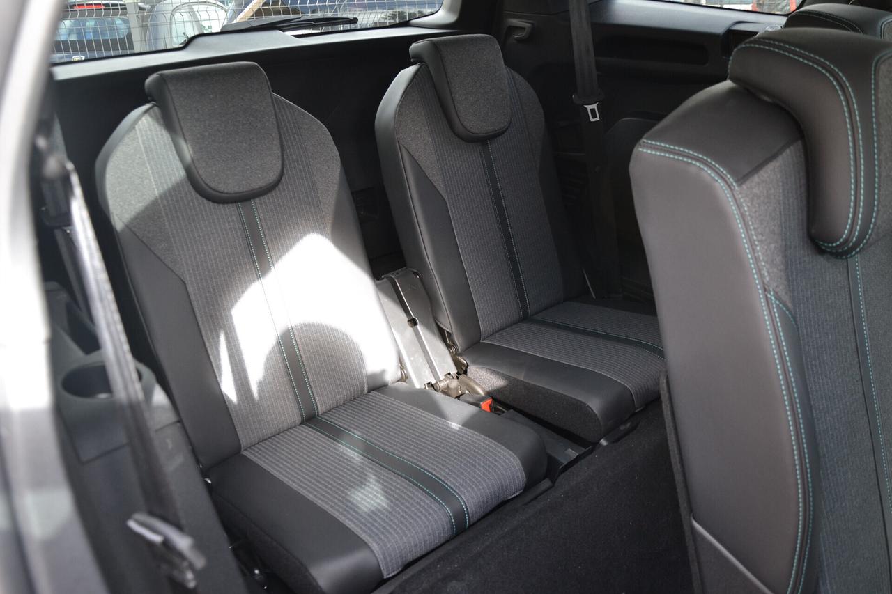 Peugeot 5008 1.5 HDi 130CV 7 POSTI AUT.**PREZZO REALE**UNIPRO'*