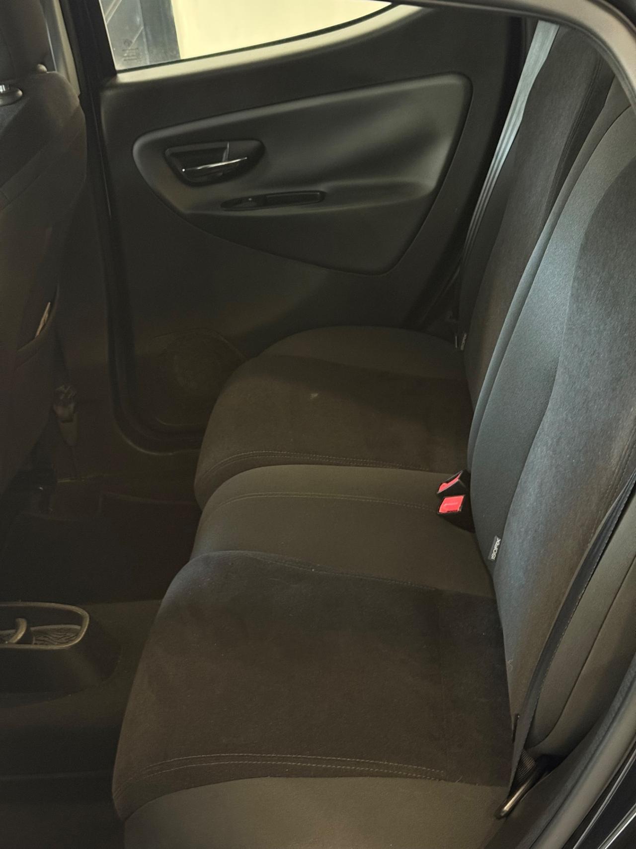 Lancia Ypsilon 0.9 TwinAir 85 CV 5 porte S&S Gold