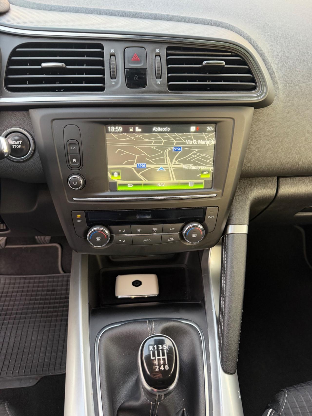 Renault Kadjar 1.5 dci 110 CV 2015 NAVIG retroc