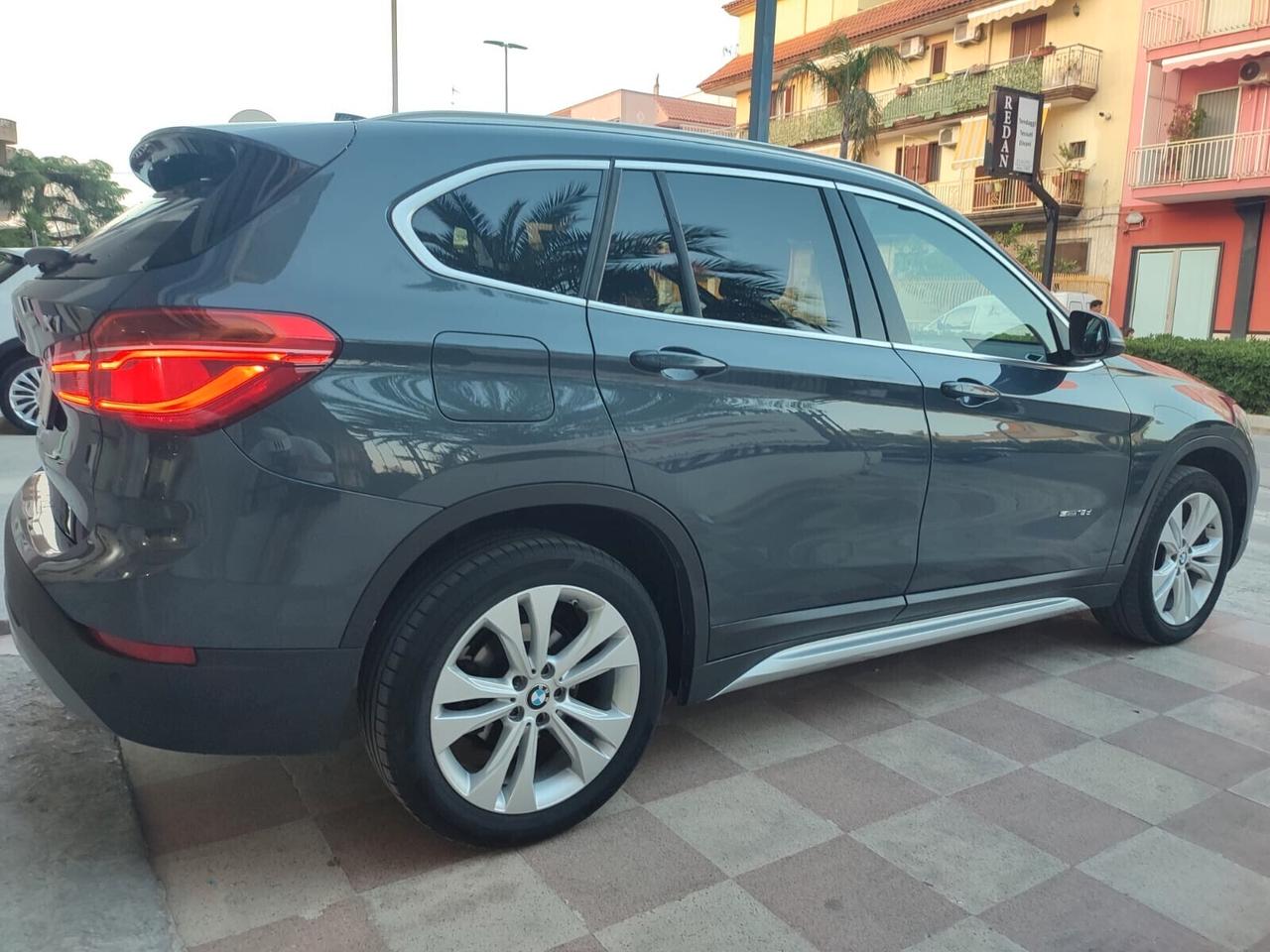 Bmw X1 sDrive18d xLine