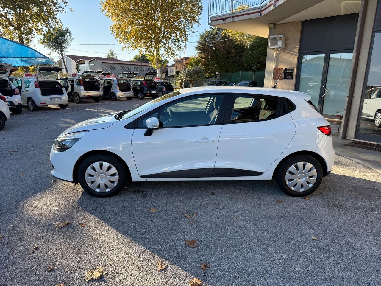 Renault Clio 1.2 75CV 5 porte - OK neopatentati