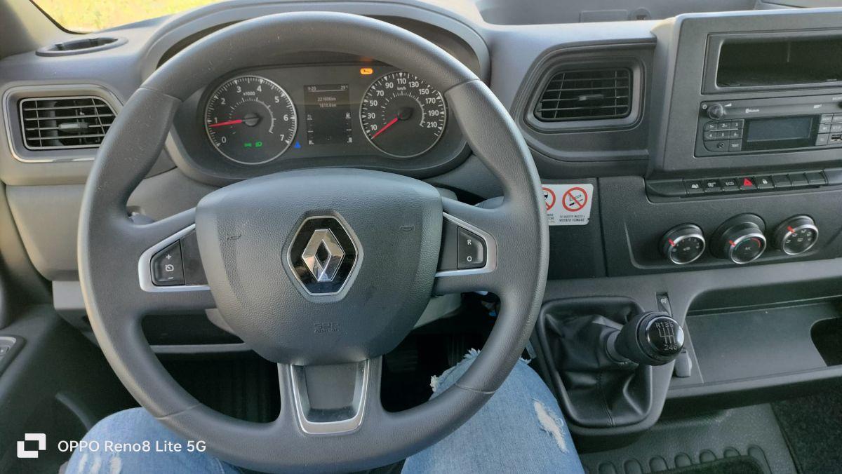RENAULT master T35 2.3 L4H3 IVA COMPRESA