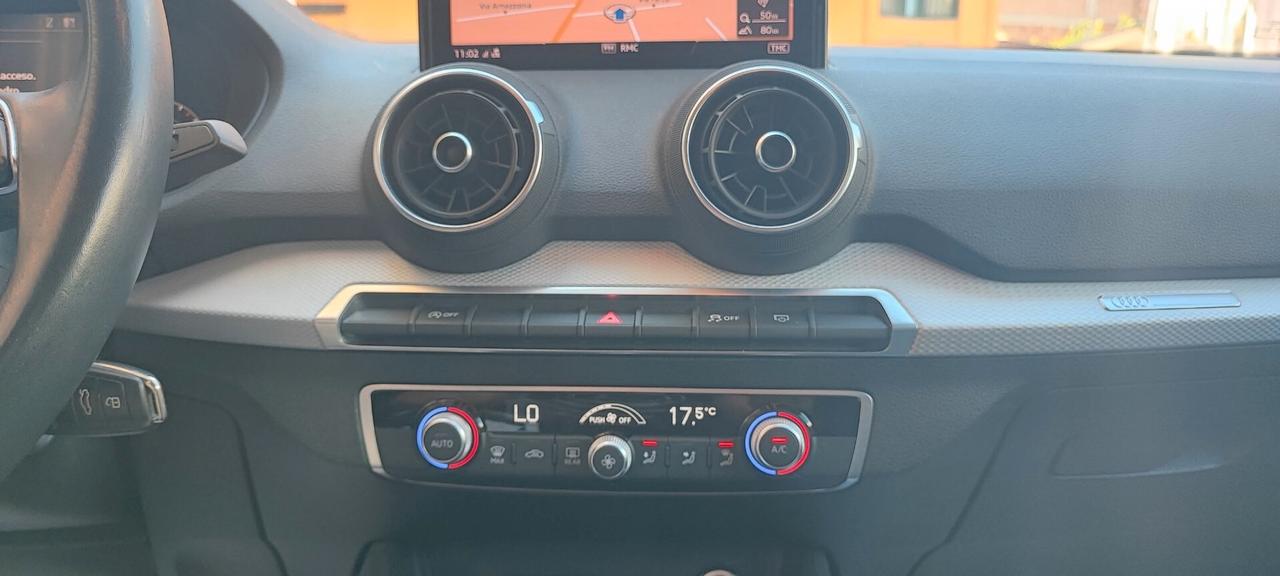 Audi Q2 30 TDI con led virtual cockpit 2022