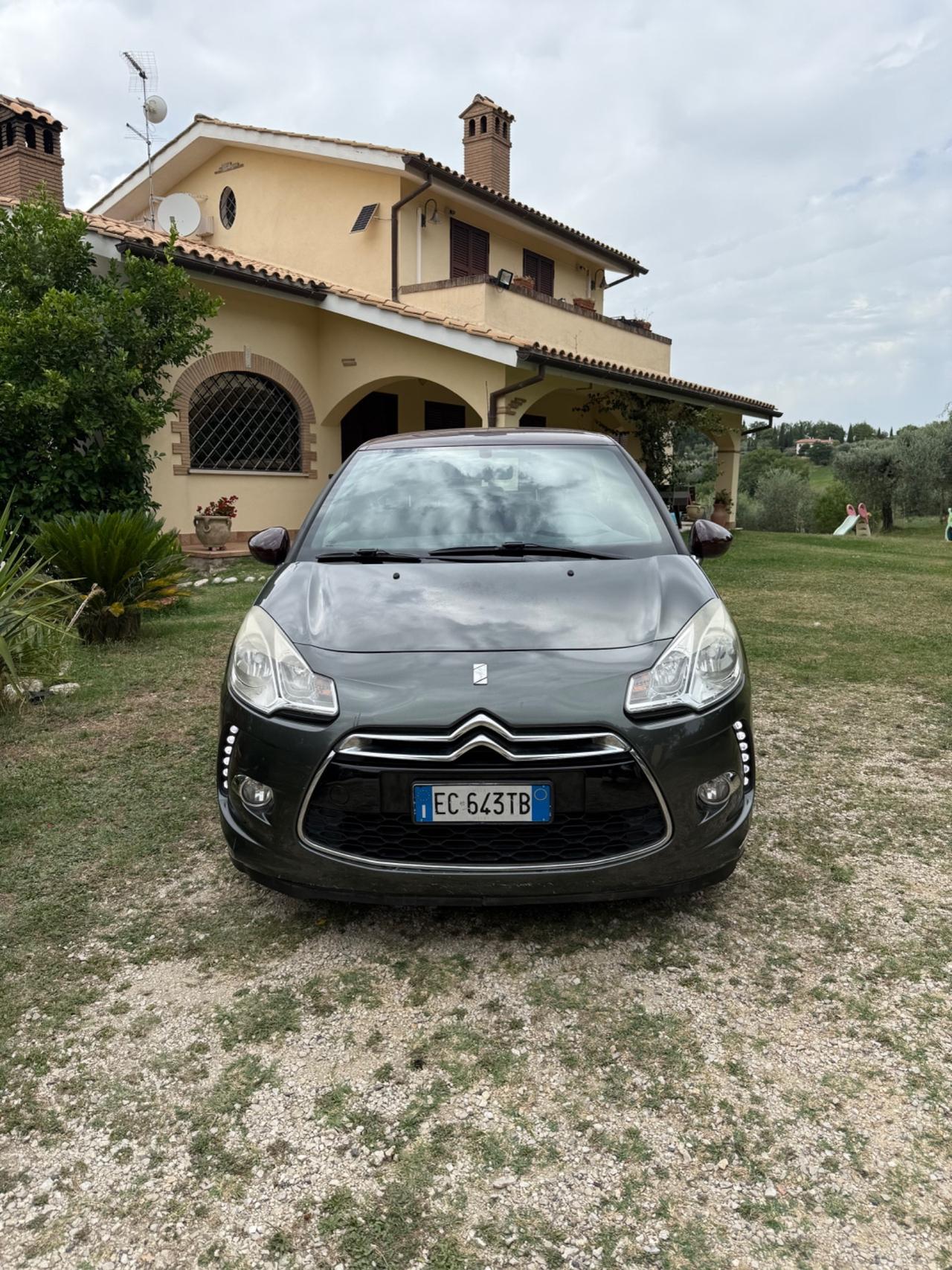 Ds DS3 3 1.4 HDi 70 Just Black