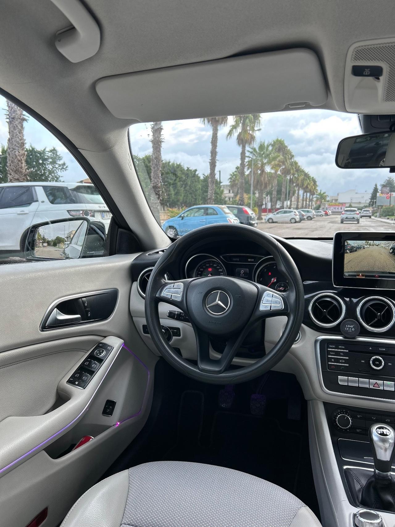 Mercedes-benz CLA 180 d Sport guidabile neopatentati
