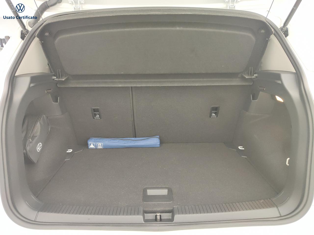 VOLKSWAGEN T-Cross - T-Cross 1.0 TSI Sport