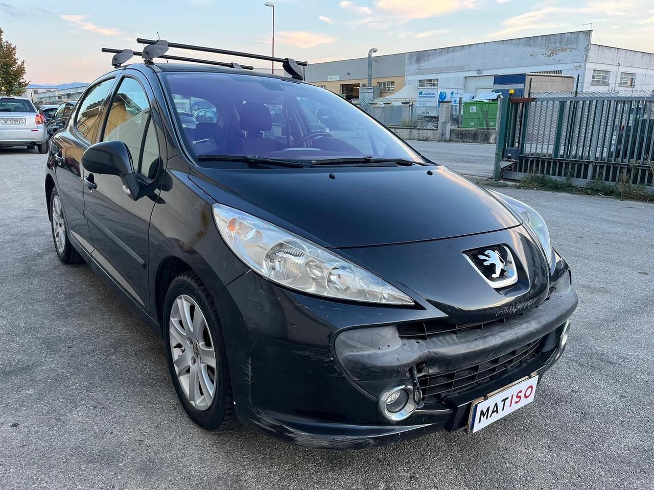 Peugeot 207 1.6 HDi 90CV 5p. XS