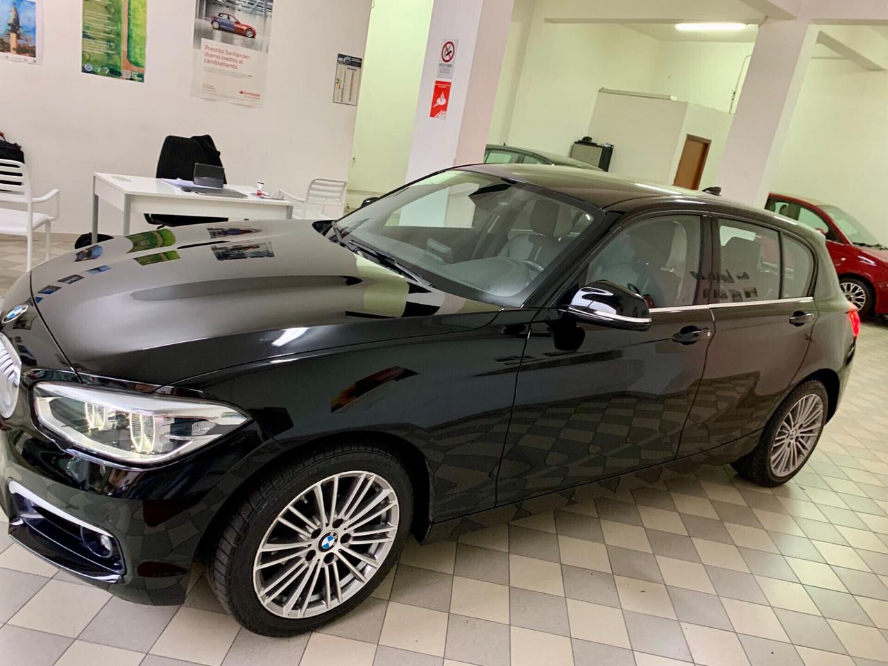 Bmw 118 118d 5p. Urban