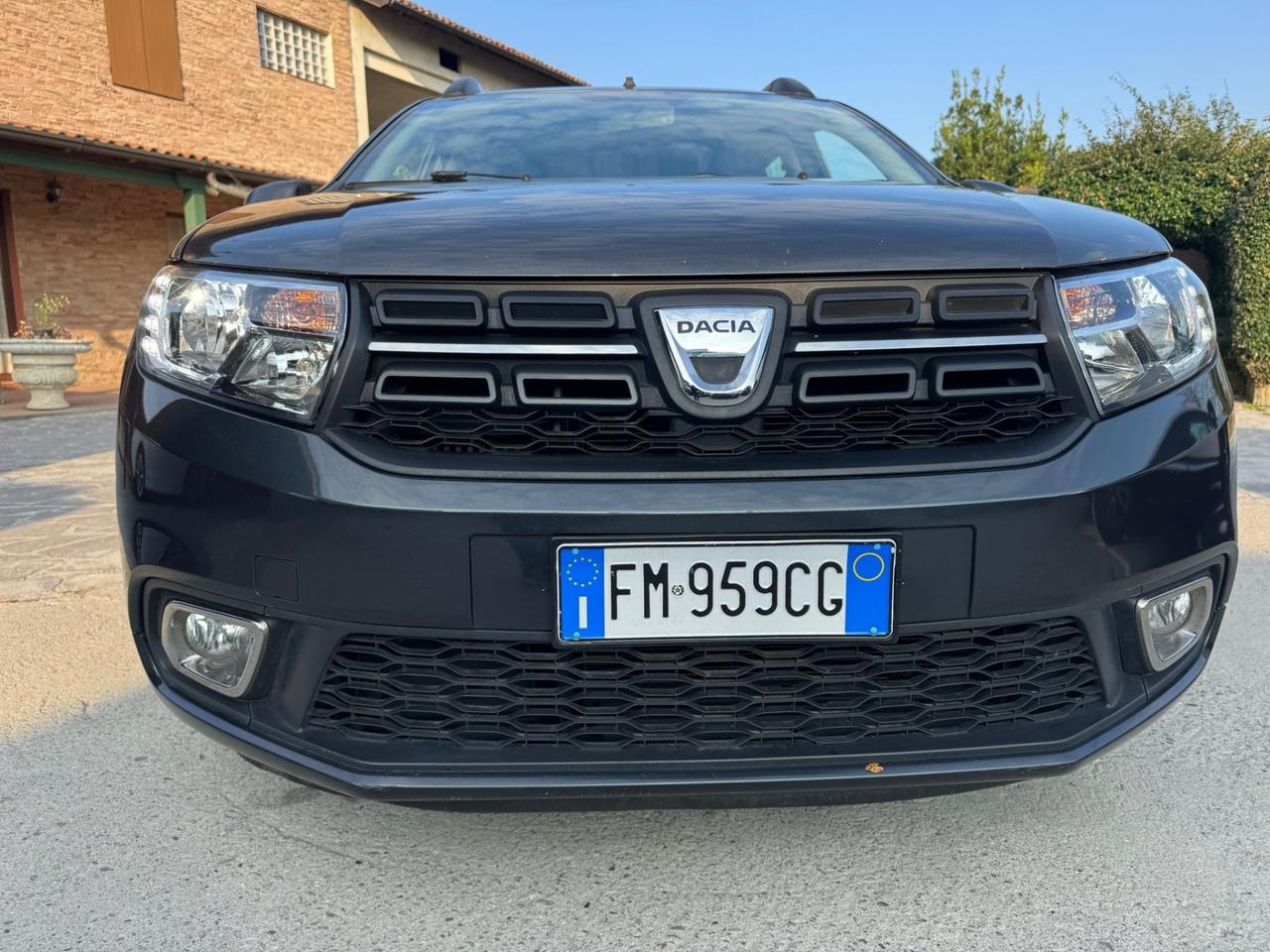Dacia Logan MCV 0.9 TCe 12V 90CV Start&Stop Lauréate neopatentati