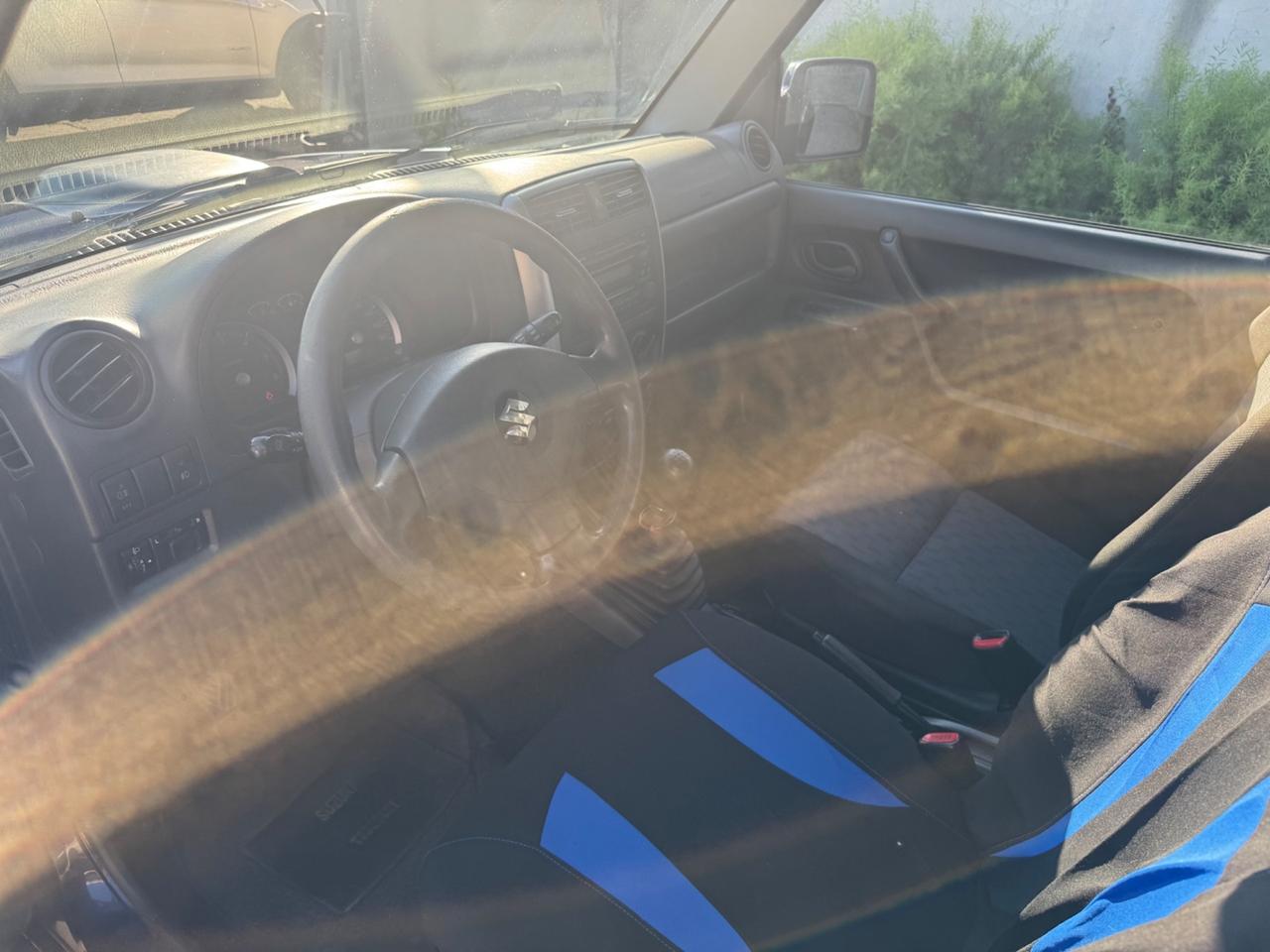 Suzuki Jimny 1.5 DDiS cat 4WD JLX perfetto