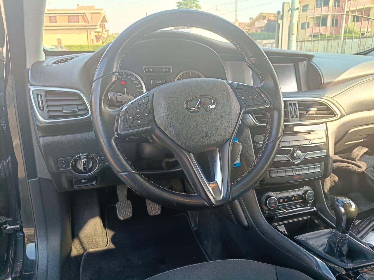 Infiniti Q30 1.5 diesel Premium 104 Mila km